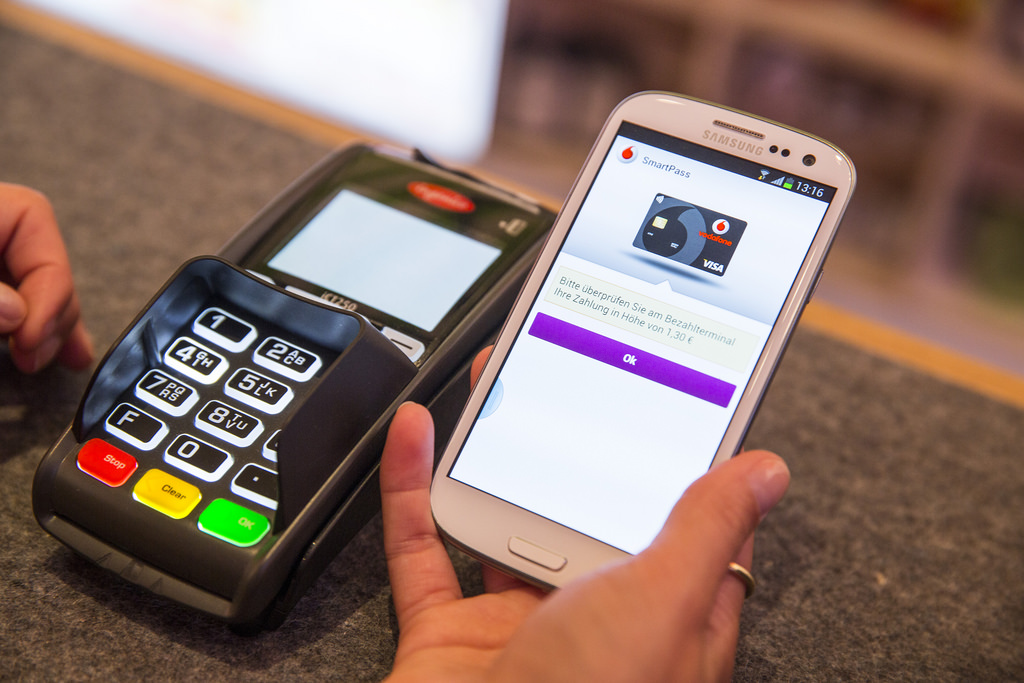 mobile wallets vs retailer payment apps