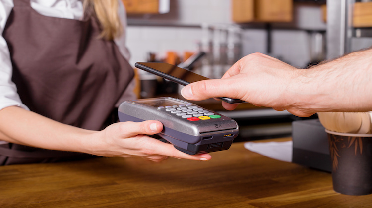 Why retailers struggle to adopt mobile payments
