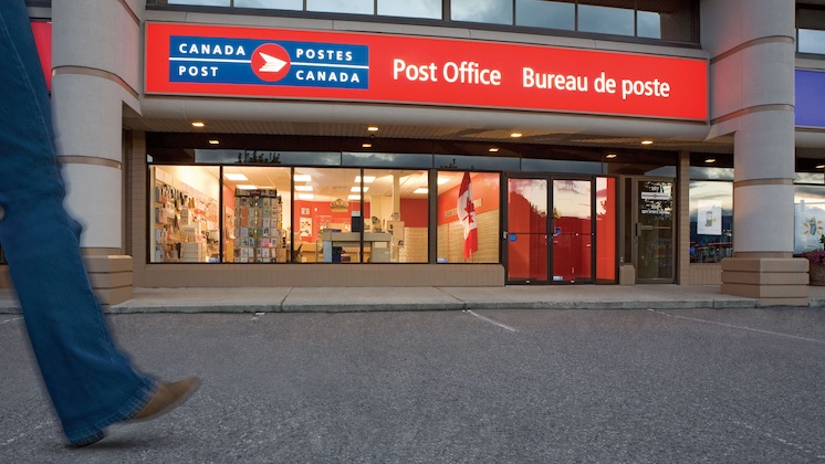 Canada Post’s partnership with Amazon Cash stops short of postal banking