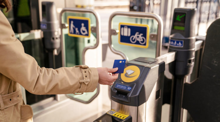 Topping one billion transit transactions with contactless payments